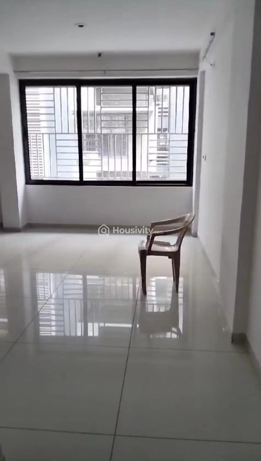 2 BHK Flat for Sale in Sargasan, Gandhinagar Image 4