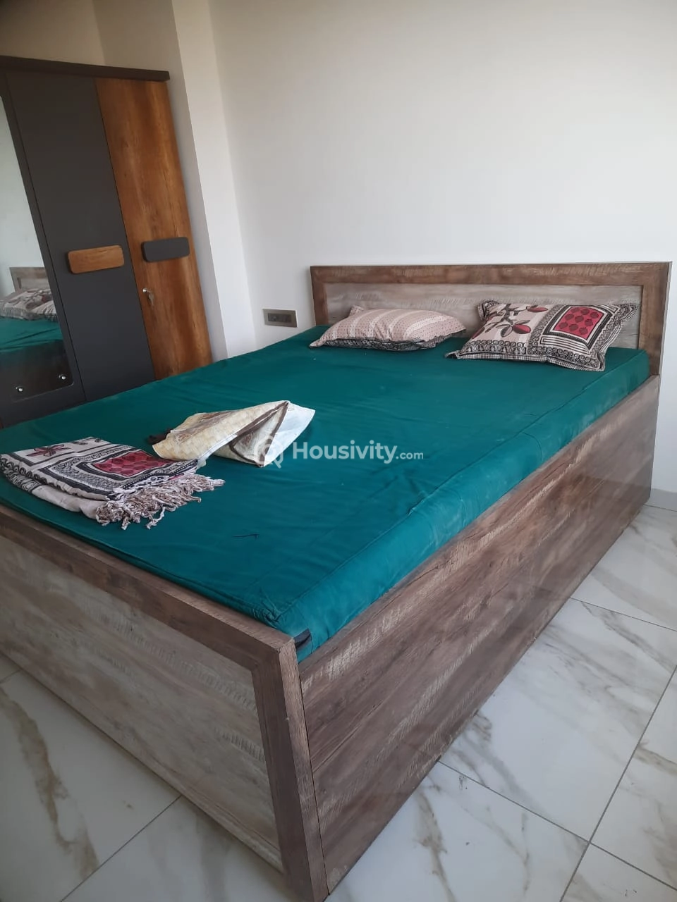 2 BHK Flat for Sale in Sargasan, Gandhinagar Image 1