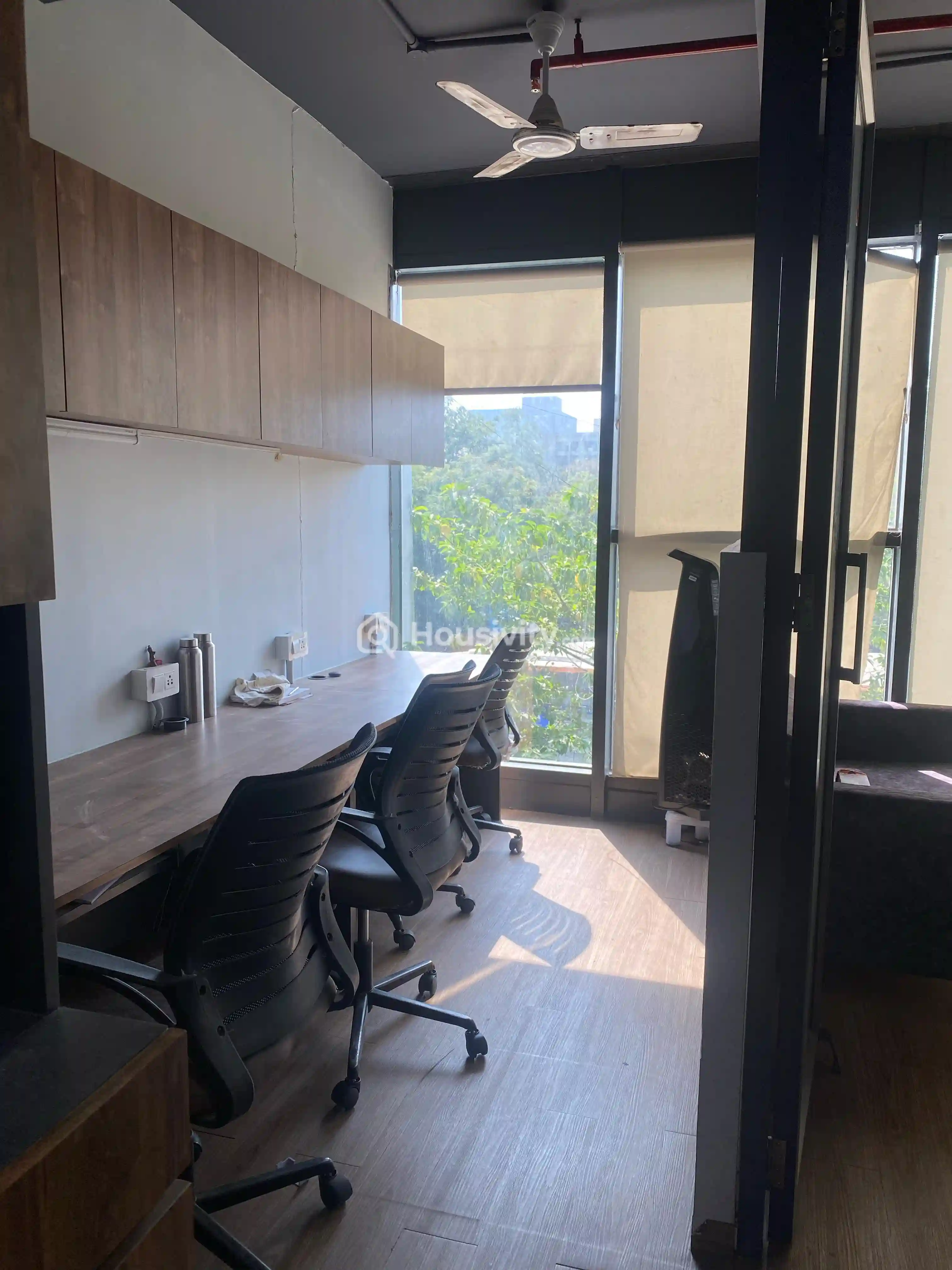 Office for Sale in Iskon, Ahmedabad Image 2