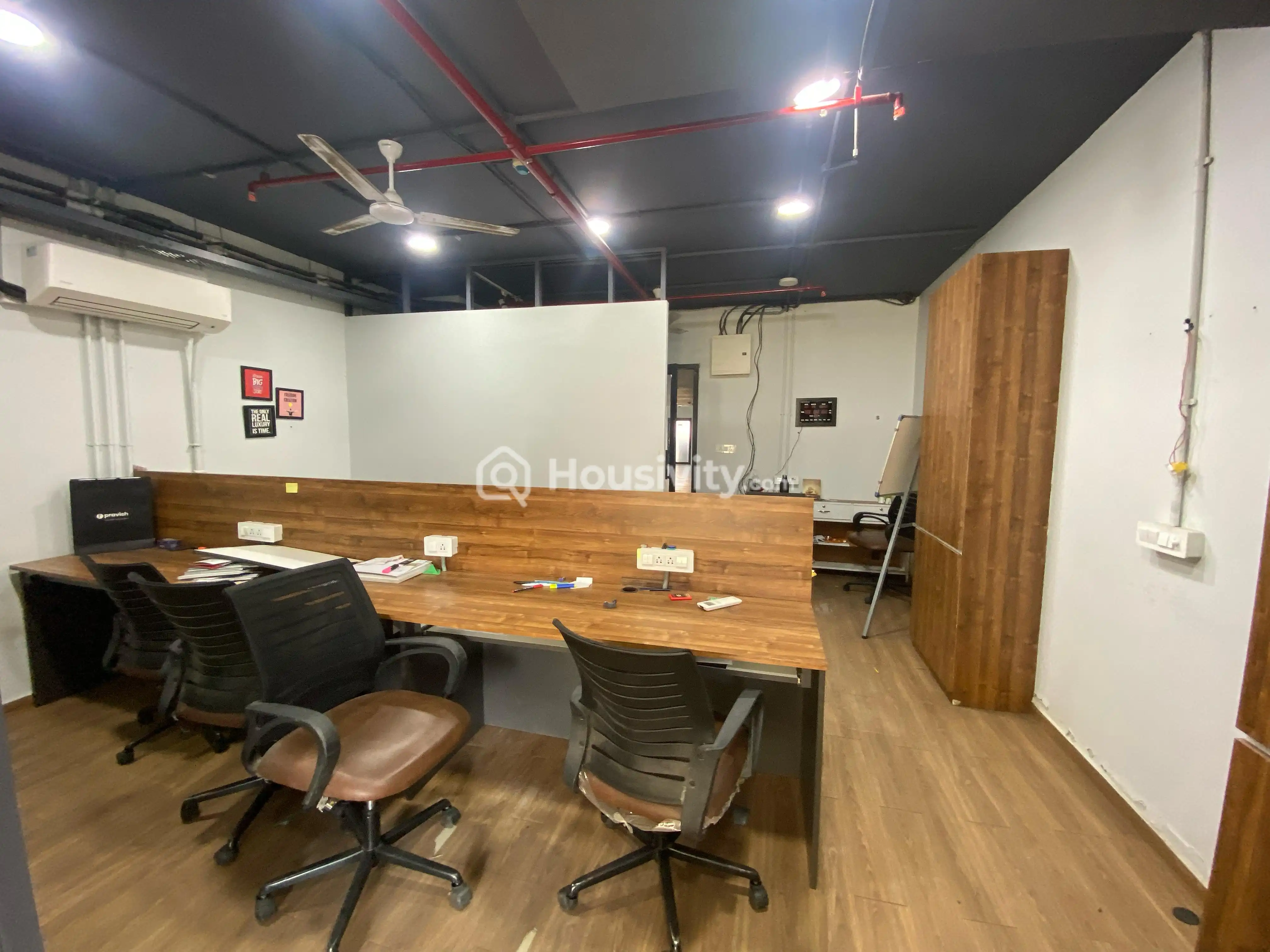 Office for Sale in Iskon, Ahmedabad Image 4