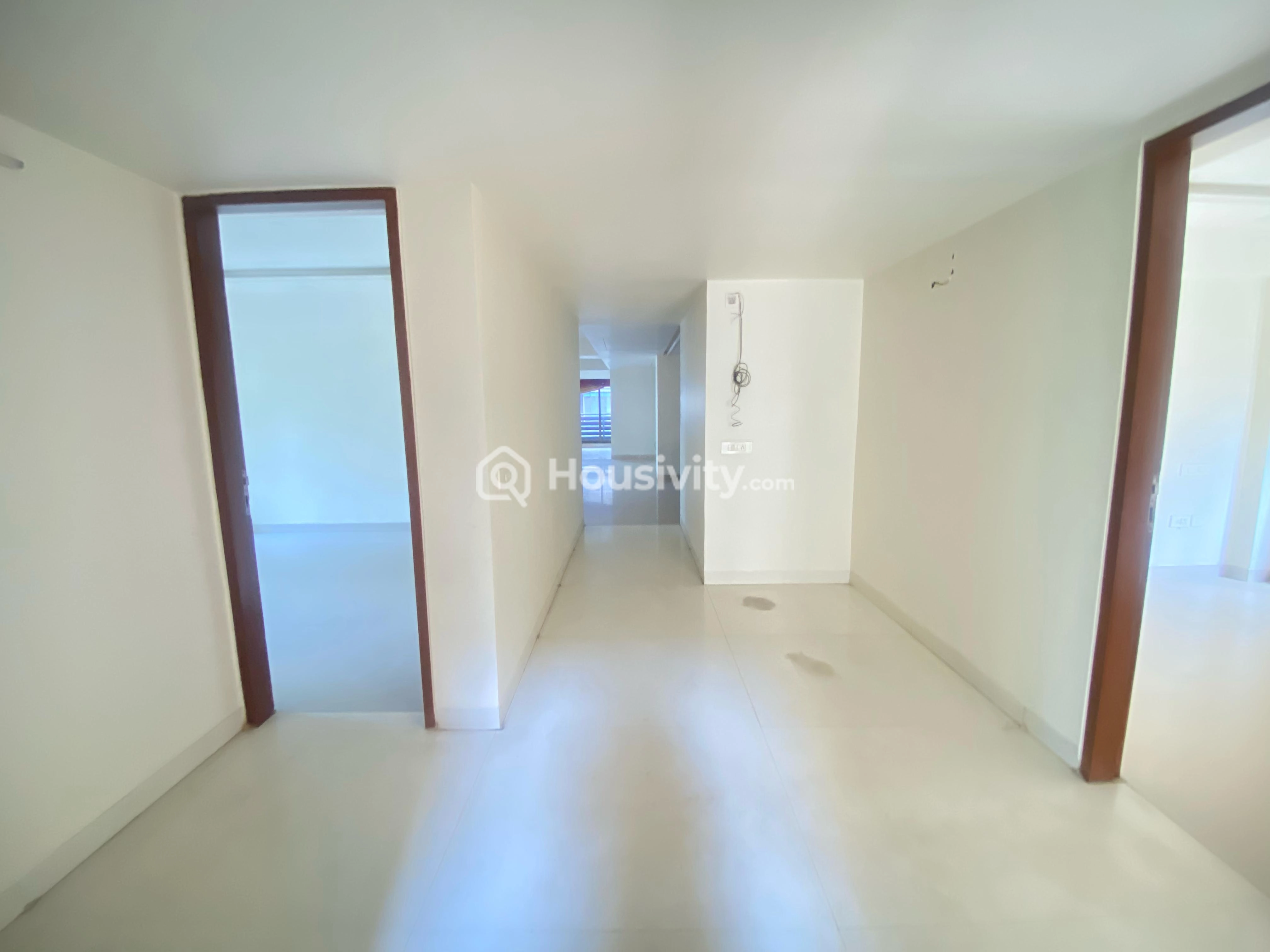 4 BHK Flat for Sale in Bodakdev, Ahmedabad Image 4