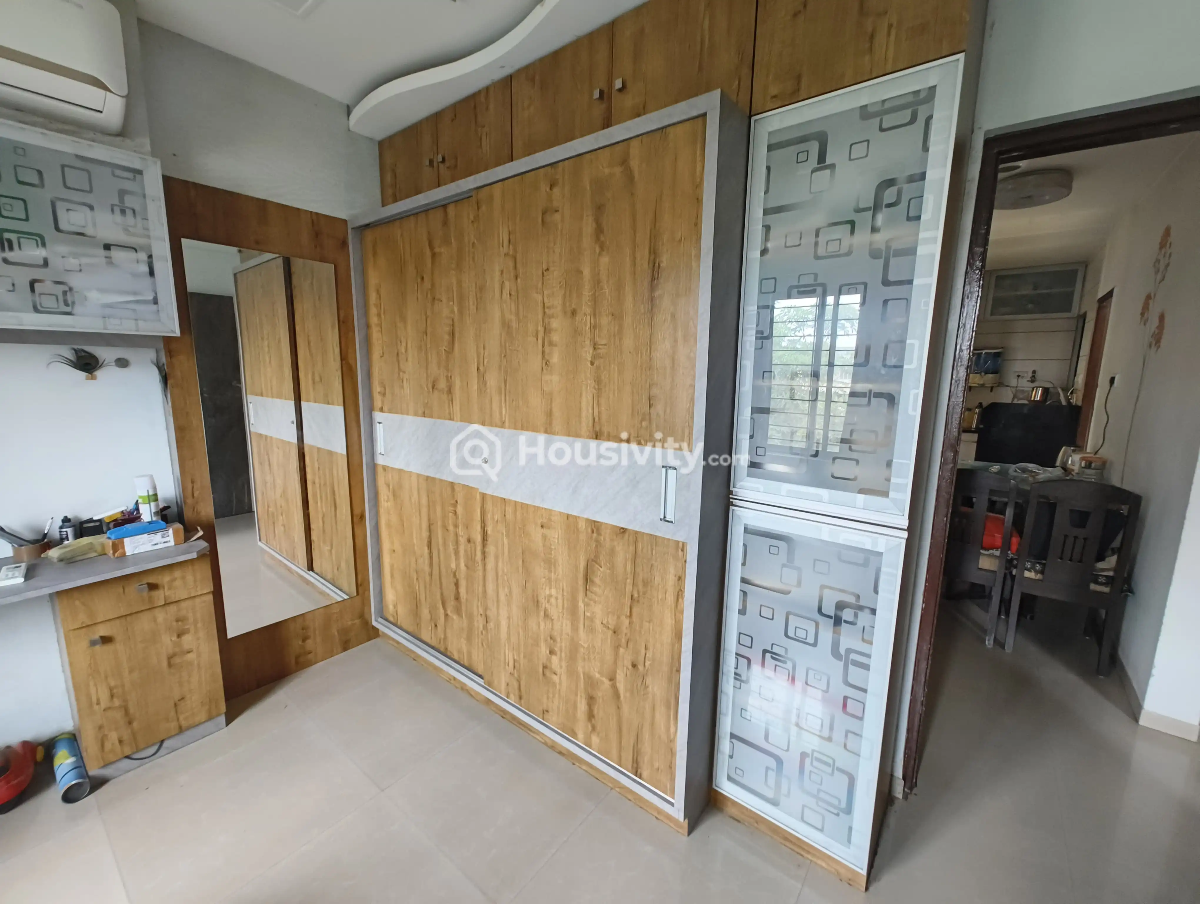 3 BHK Flat On Rent Image 2