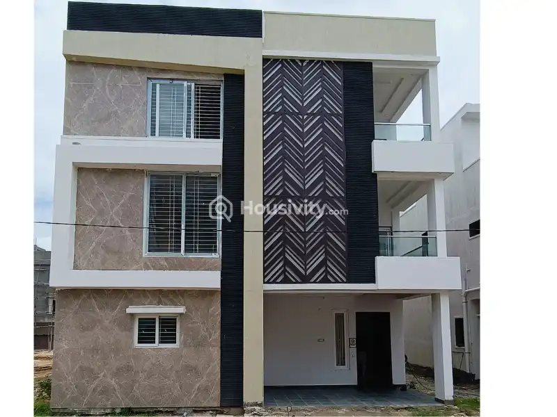4 BHK Villa for Sale in Wodakpally, Hyderabad Image 1