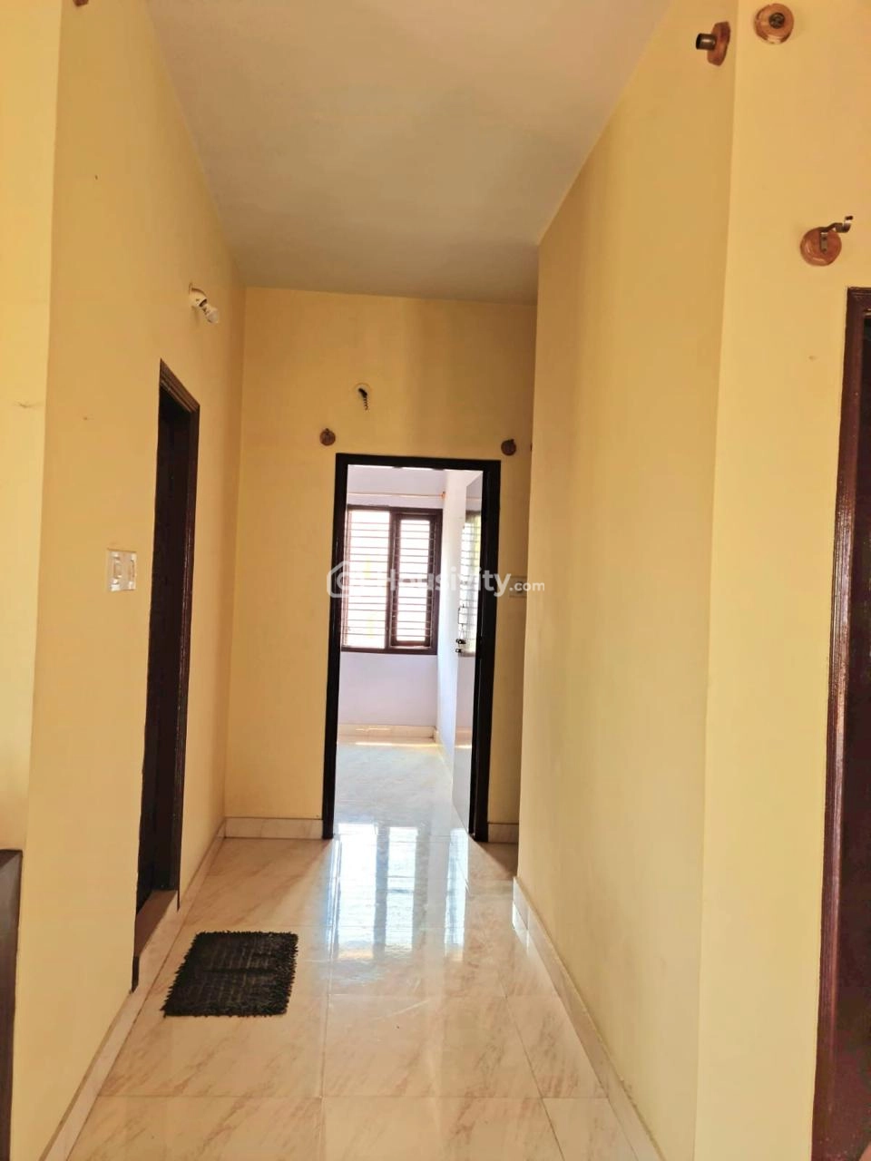 2 BHK Image 1