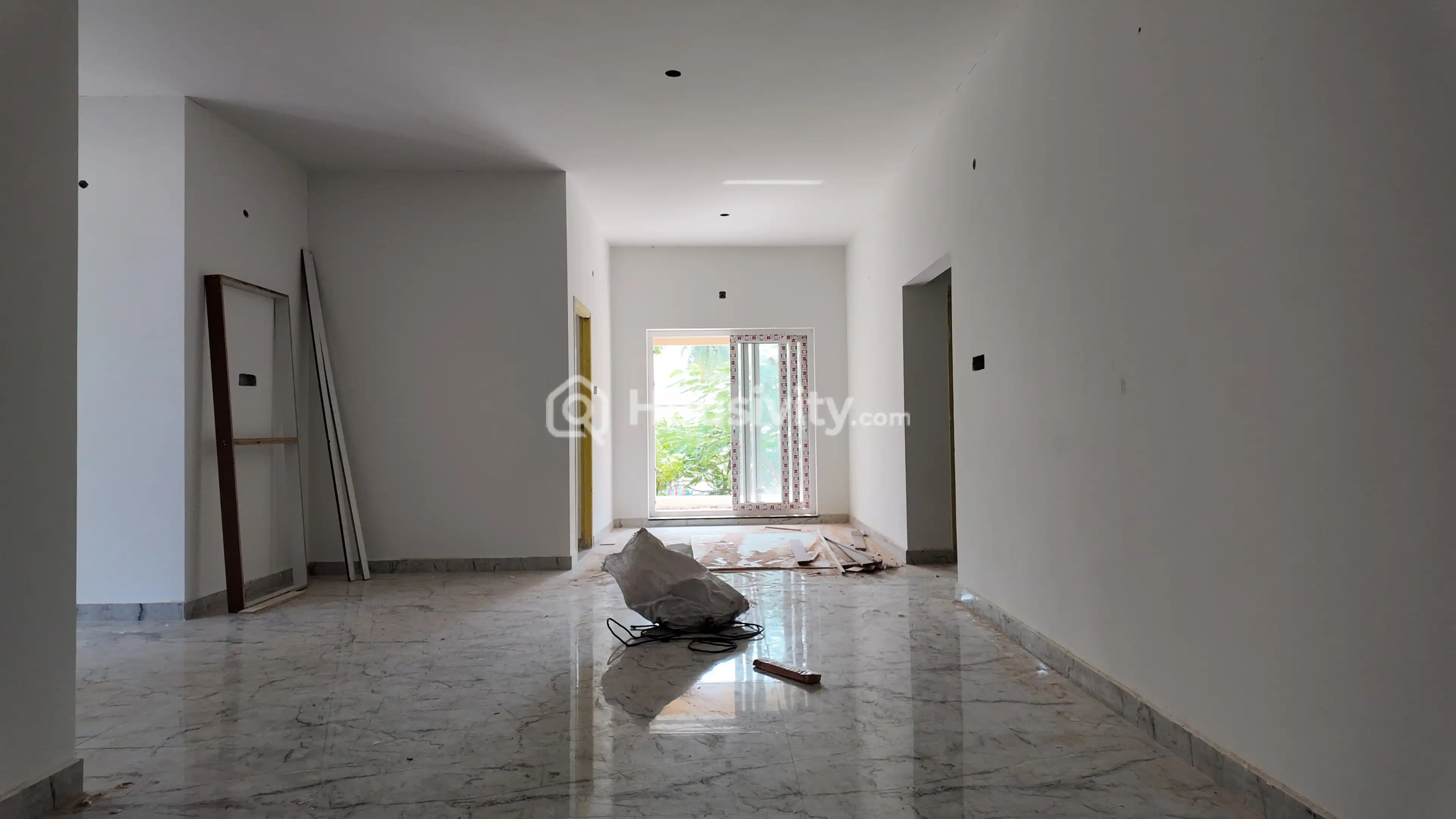 3 BHK Flat for Sale in Valasaravakkam, Chennai Image 2