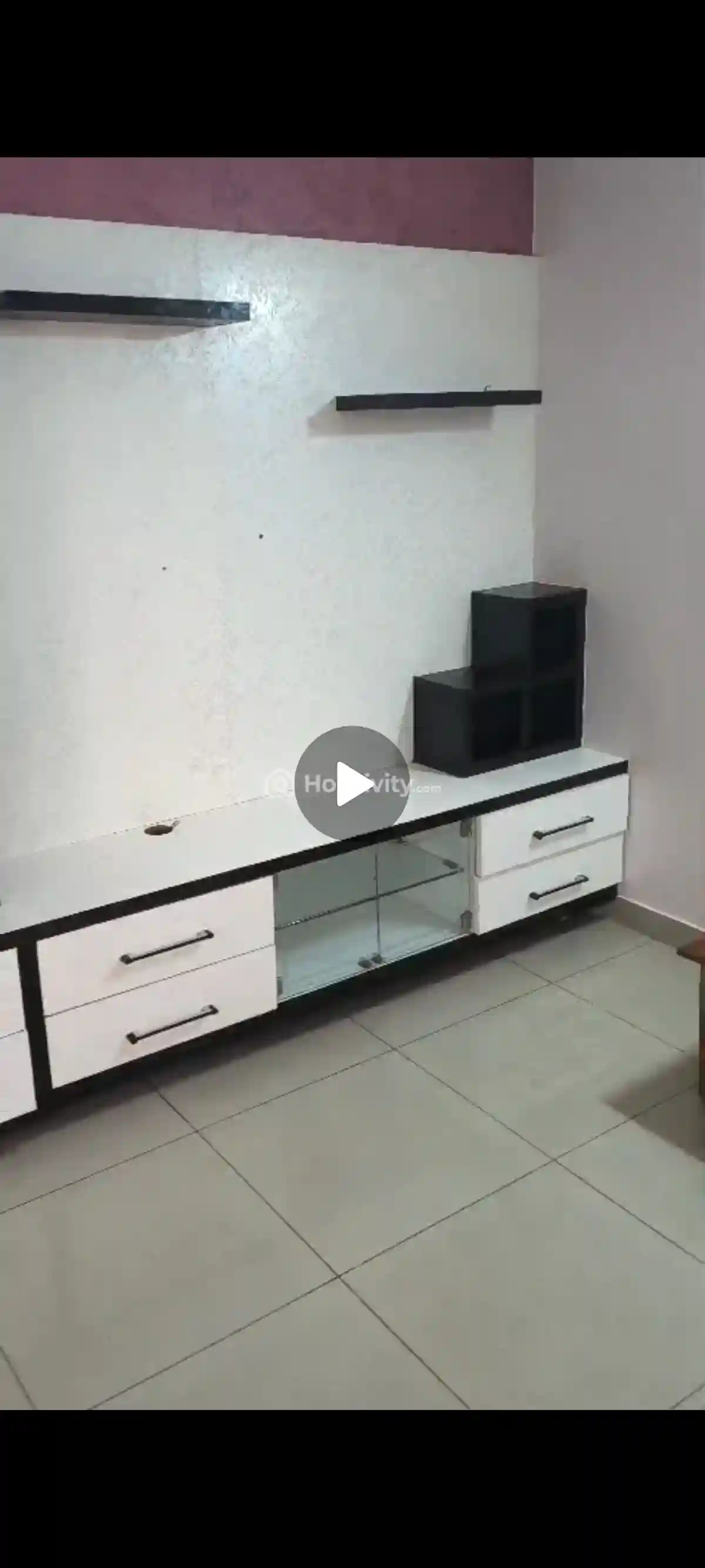 2 BHK Flat On Rent Image 3