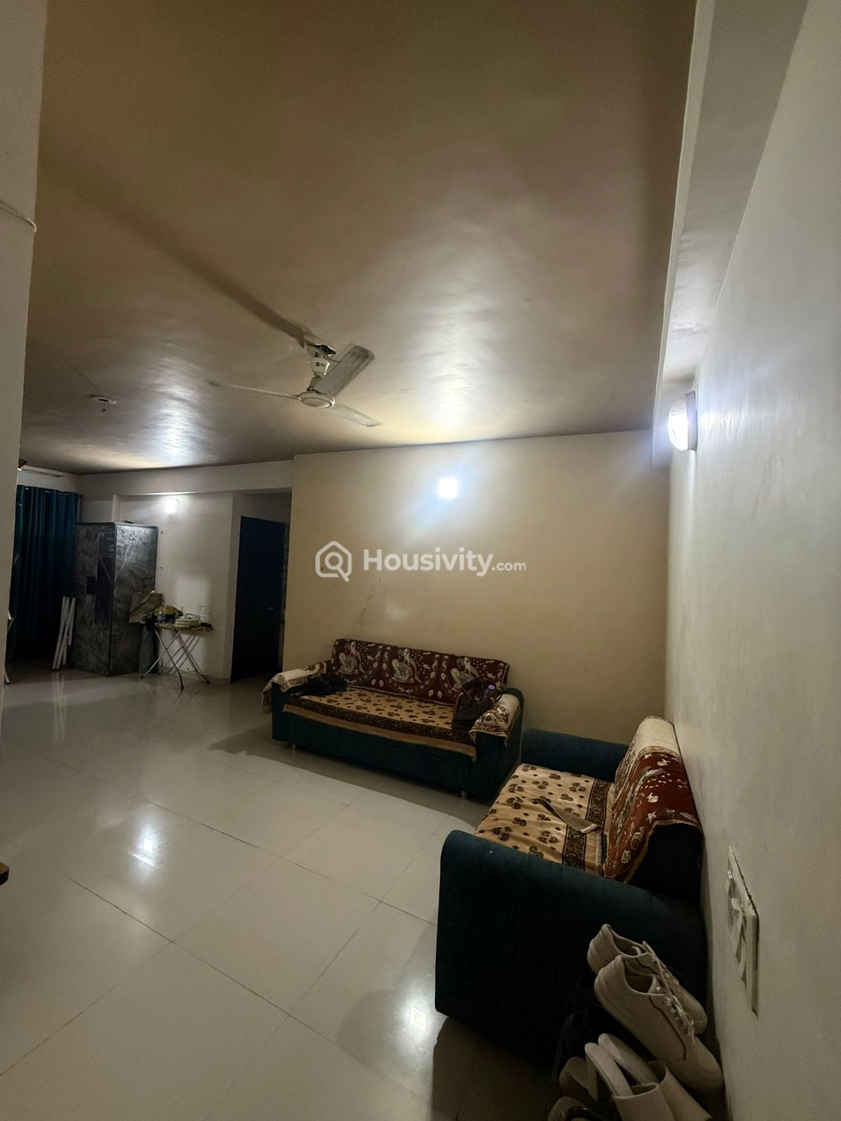 2 BHK Flat On Rent Image 3