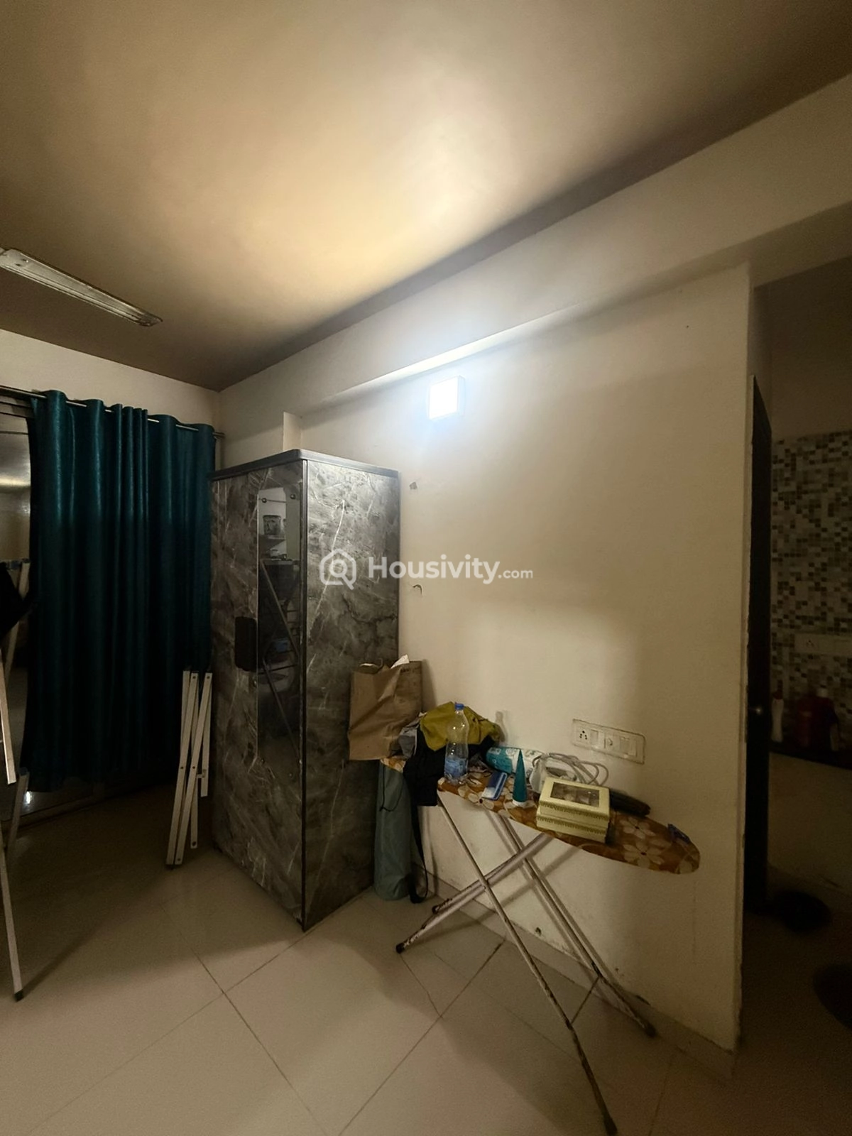 2 BHK Flat On Rent Image 1