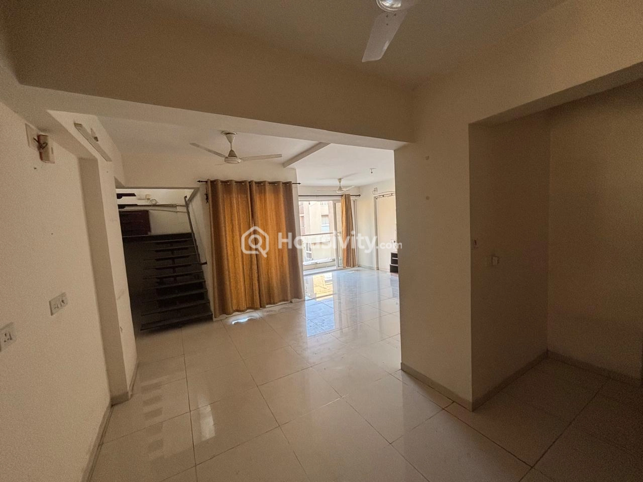 3 BHK Flat On Rent Image 3