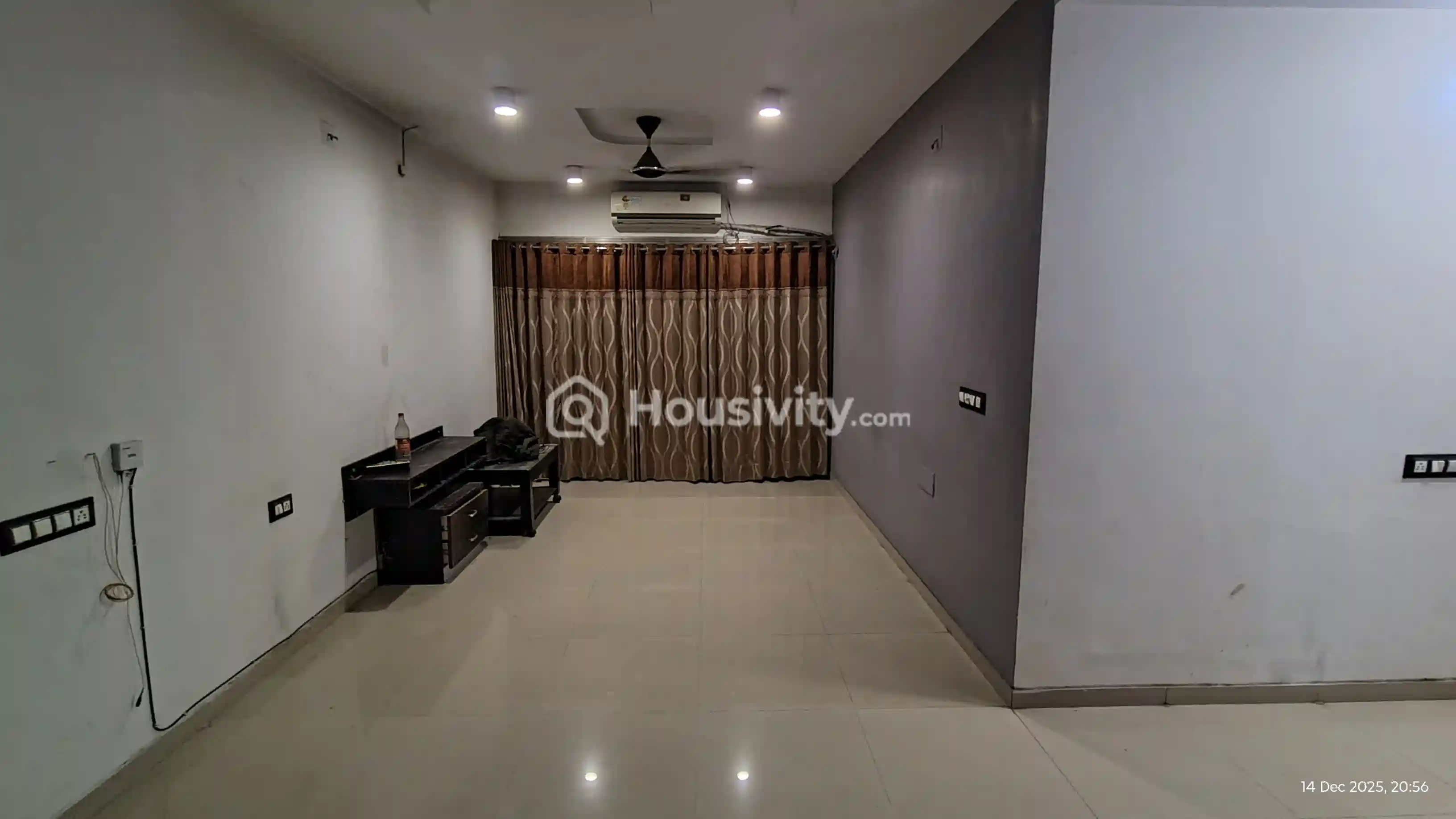 2 BHK Flat On Rent Image 4