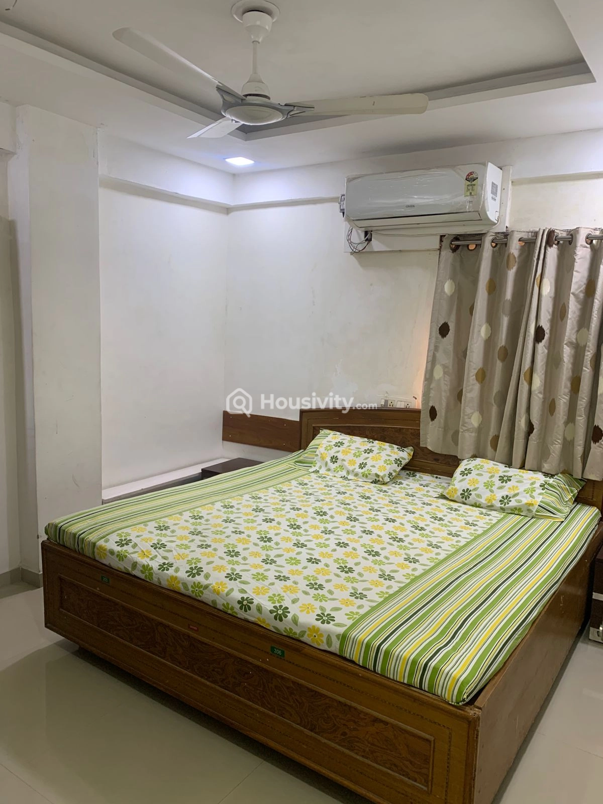 2 BHK Flat On Rent Image 3