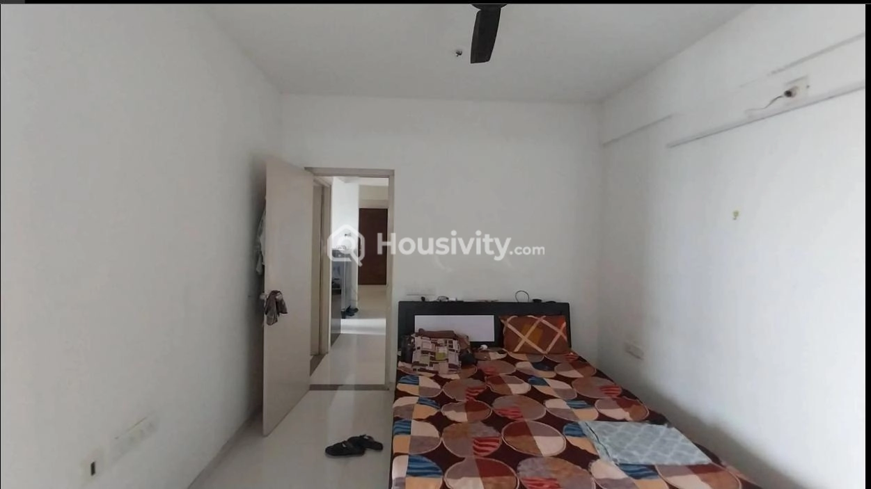 2 BHK Flat for Sale in Thaltej, Ahmedabad Image 3