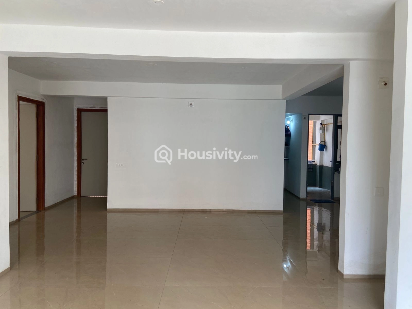 4 BHK Flat for Sale in Sargasan, Gandhinagar Image 2